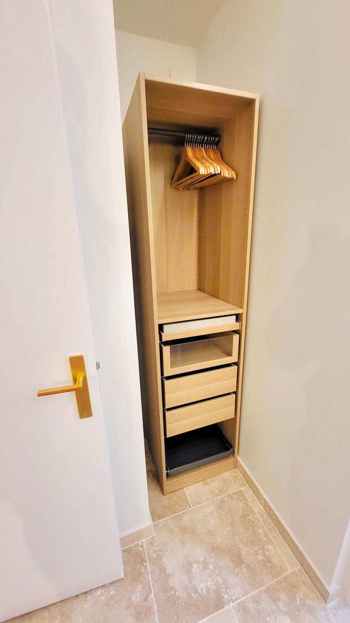 - La Delos - Jacuzzi 2 Places - Centre A Pied - Lit Queen Size - Parking Privee - Wifi - Center Within Walking Distance - * Quimper